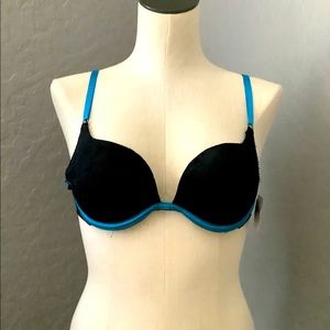 Fredricks of Hollywood bra